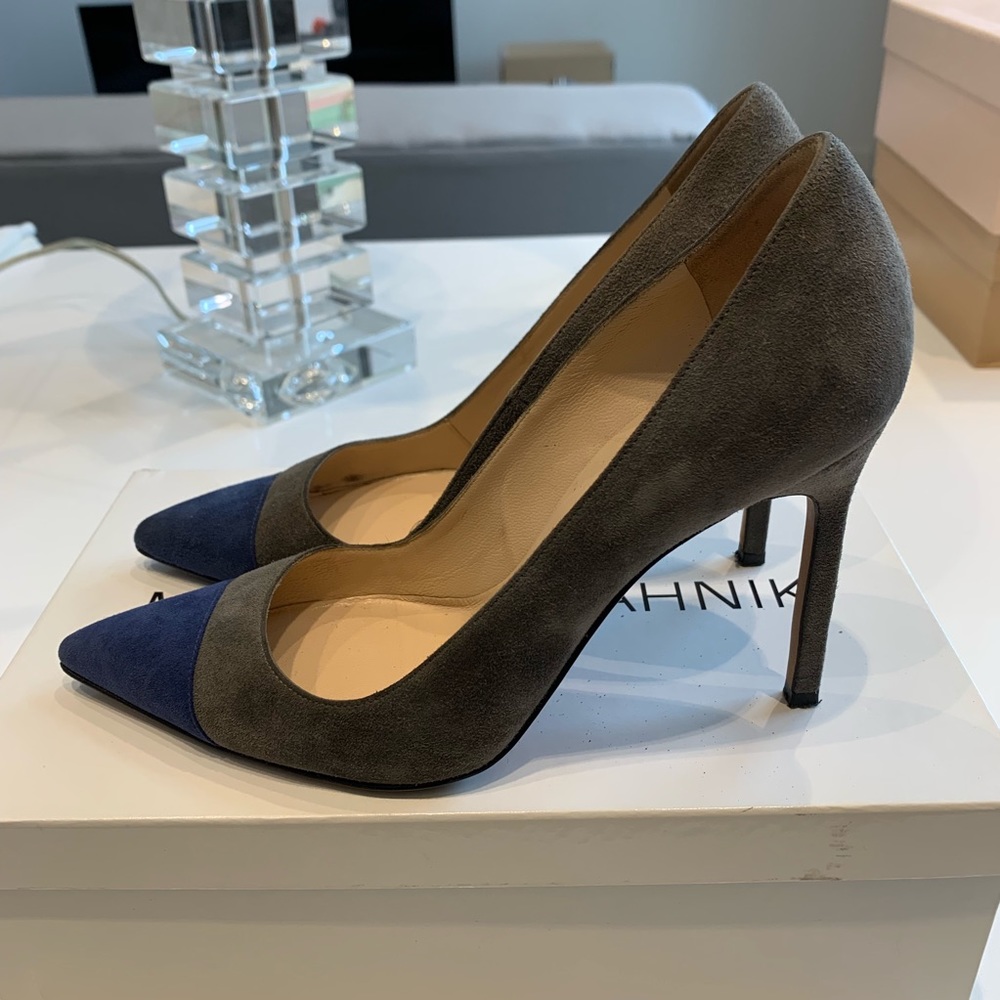Manolo Blahnik Bipunta 105 Grey & Blue Suede 36